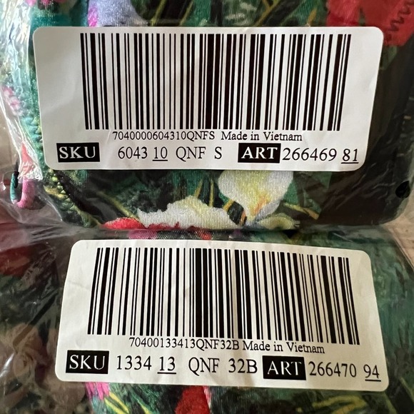 VICTORIA'S SECRET SWIM Bombshell Add-2-Cups Bikini Top (32B )and Bottom (S) Set - Picture 9 of 12